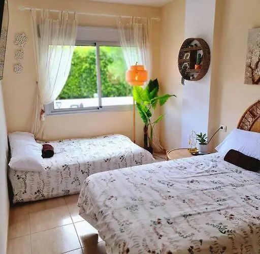 Apartamento Homely In Modern Building With Pool