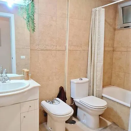 Homely In Modern Building With Pool * 圣米格尔德阿沃纳
